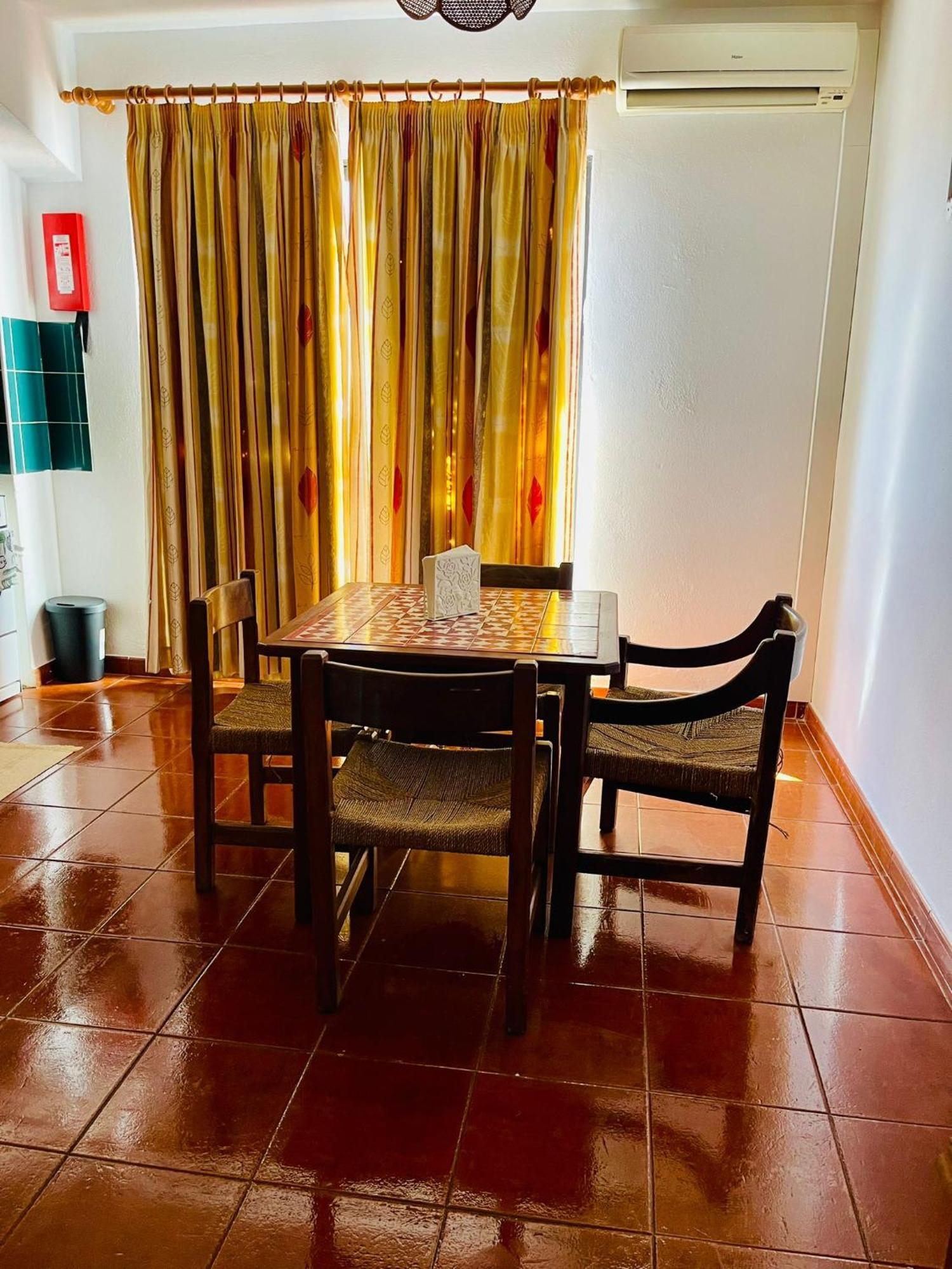 Appartement T1, Da Oura *